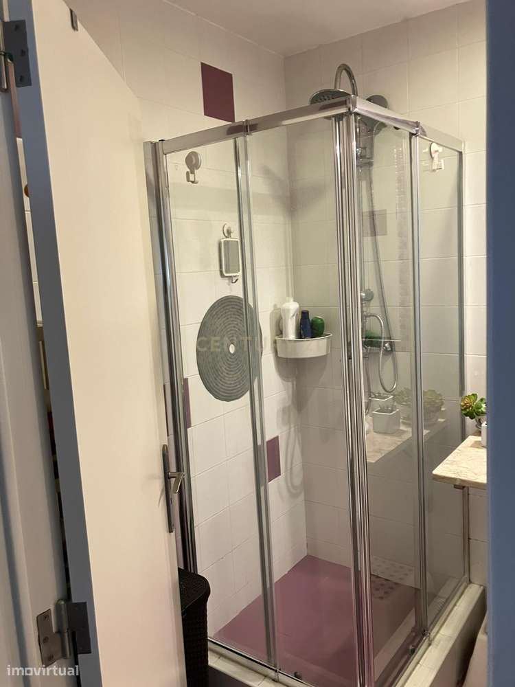 Apartamento T3 num lugar tranquilo e agradável em Linda-a-Velha, Oeira-23