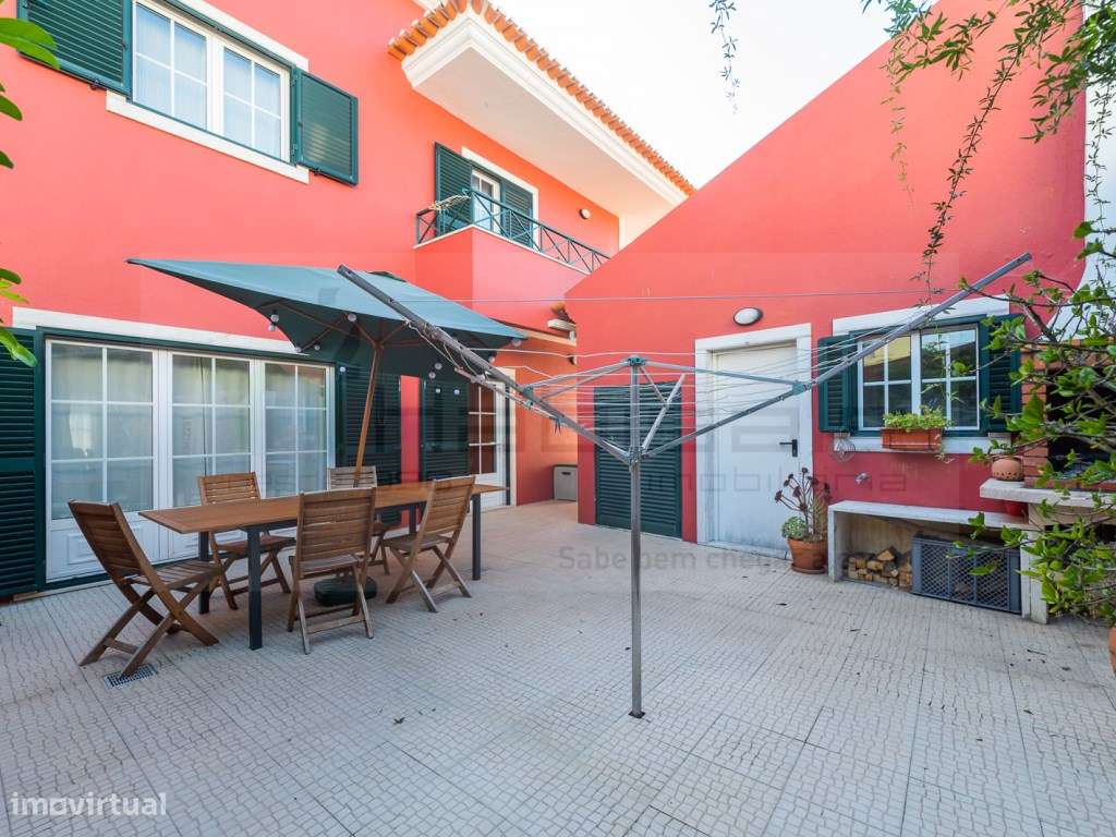 Moradia T4+1 | Casal Novo - Famões / Caneças-9