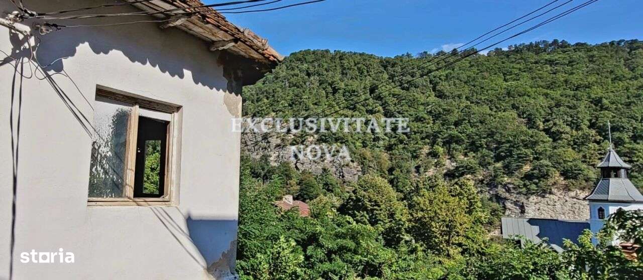 0% Vanzare teren si constructie Locatie de exceptie Calimanesti Calea-12