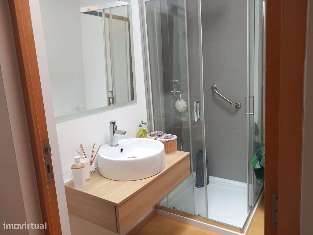 Moradia T2 Suites térrea (10min a pé da praia)-19