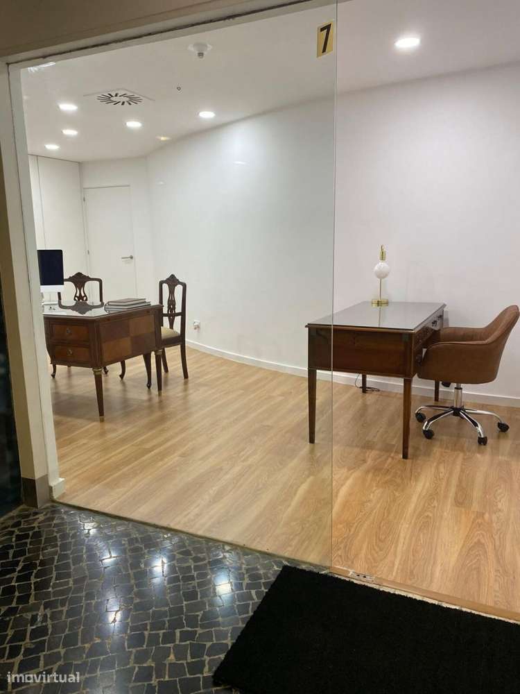 Loja / Escritório na Rua Castilho | 99.000 € - Grande imagem: 2/8