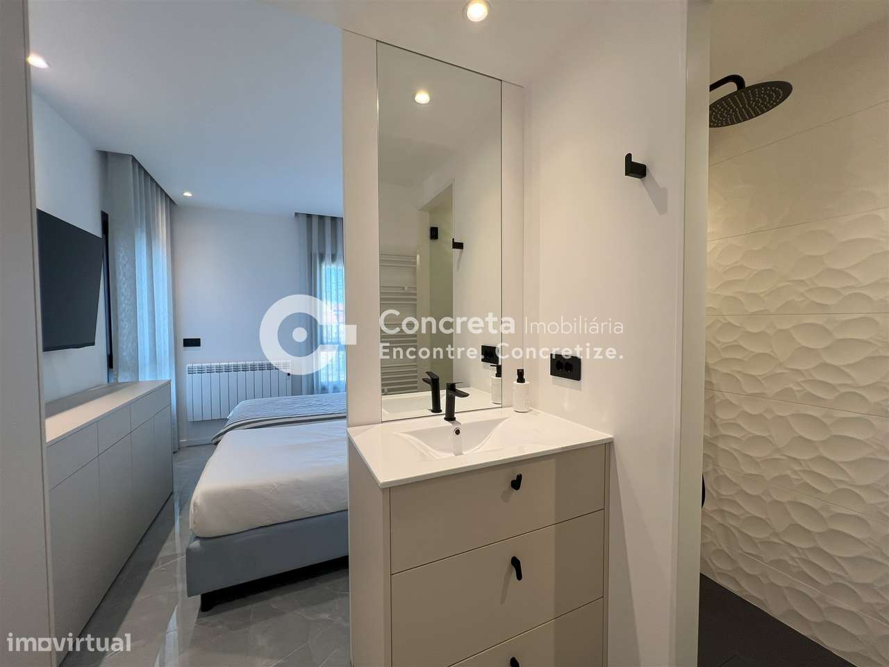 Apartamento T2 remodelado com vista mar na Póvoa de Varzim-21