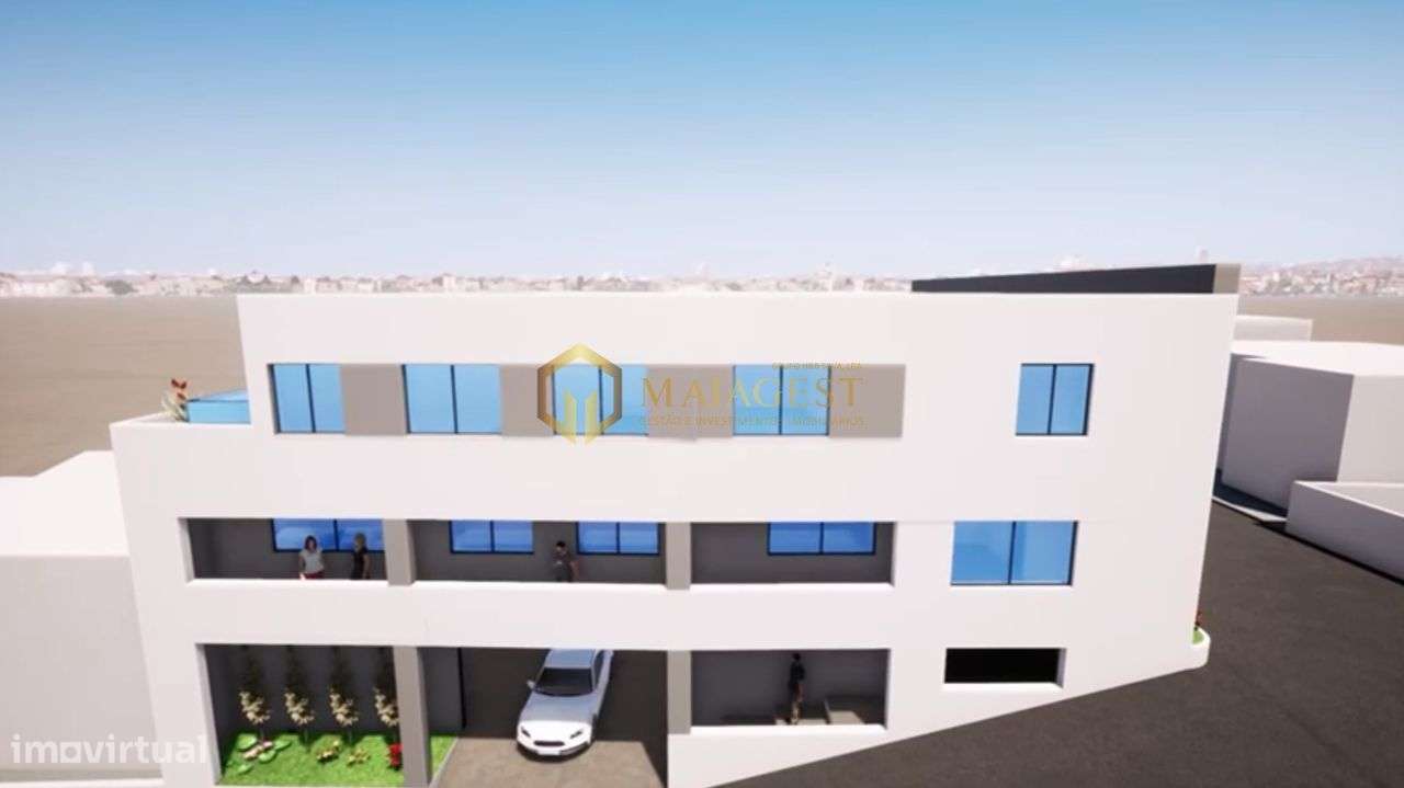 Prédio para recuperar com 24 suites em Matosinhos - Grande imagem: 4/42