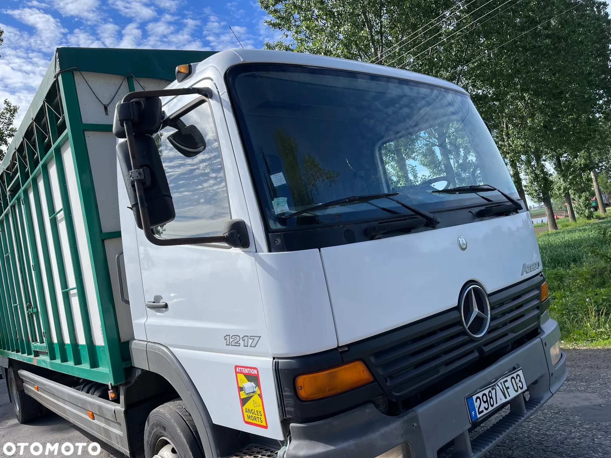 Mercedes-Benz Atego 1217 Rok 2001 Do przewozu zwierząt żywca bydła Stare tacho na tarczki - 20