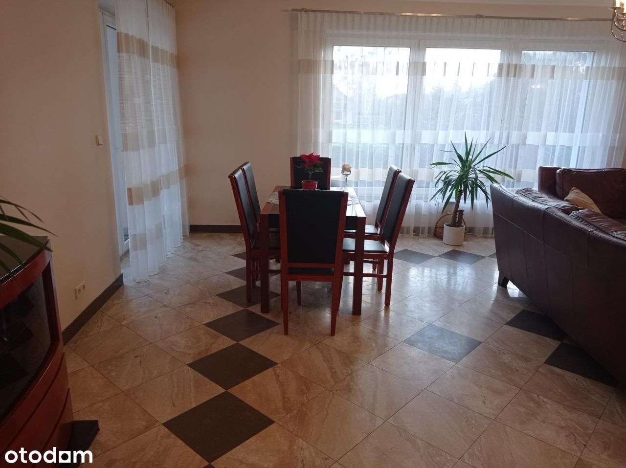 Dom w bardzo dobrej lokalizacji Grodziska Maz. - Pełny obrazek: 4/14