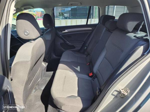 VW Golf Variant 1.6 TDi Highline - 20