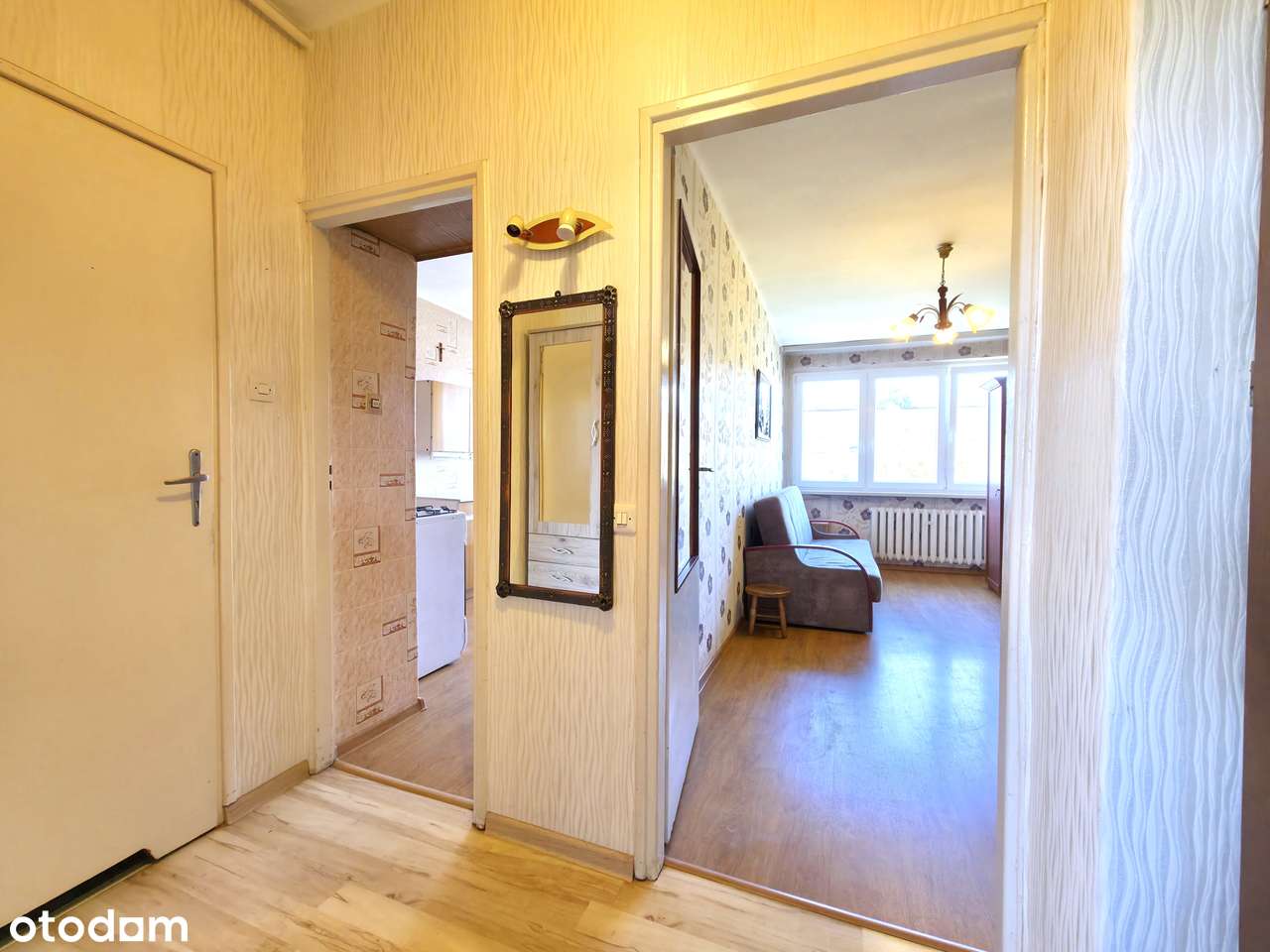 Centrum-polecamy 2- lub 3-pokojowe w bloku! Balkon! Zamykany parking!-13