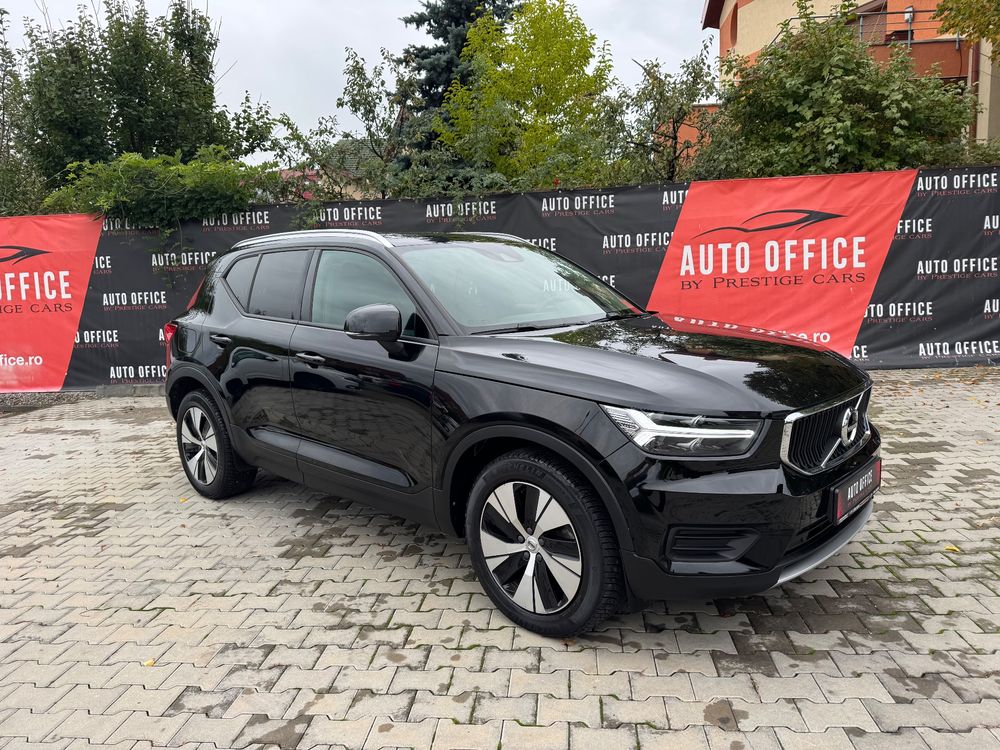 volvo xc-40   recharge t5 twin engine at7 inscription