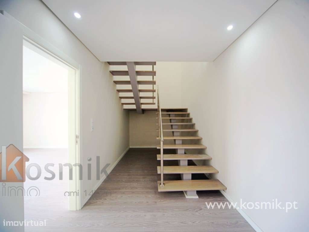 DUPLEX T4 + 2 salas - SOLVILLAS :: ODIVELAS :: NOVO : Equipado : Ch...-7