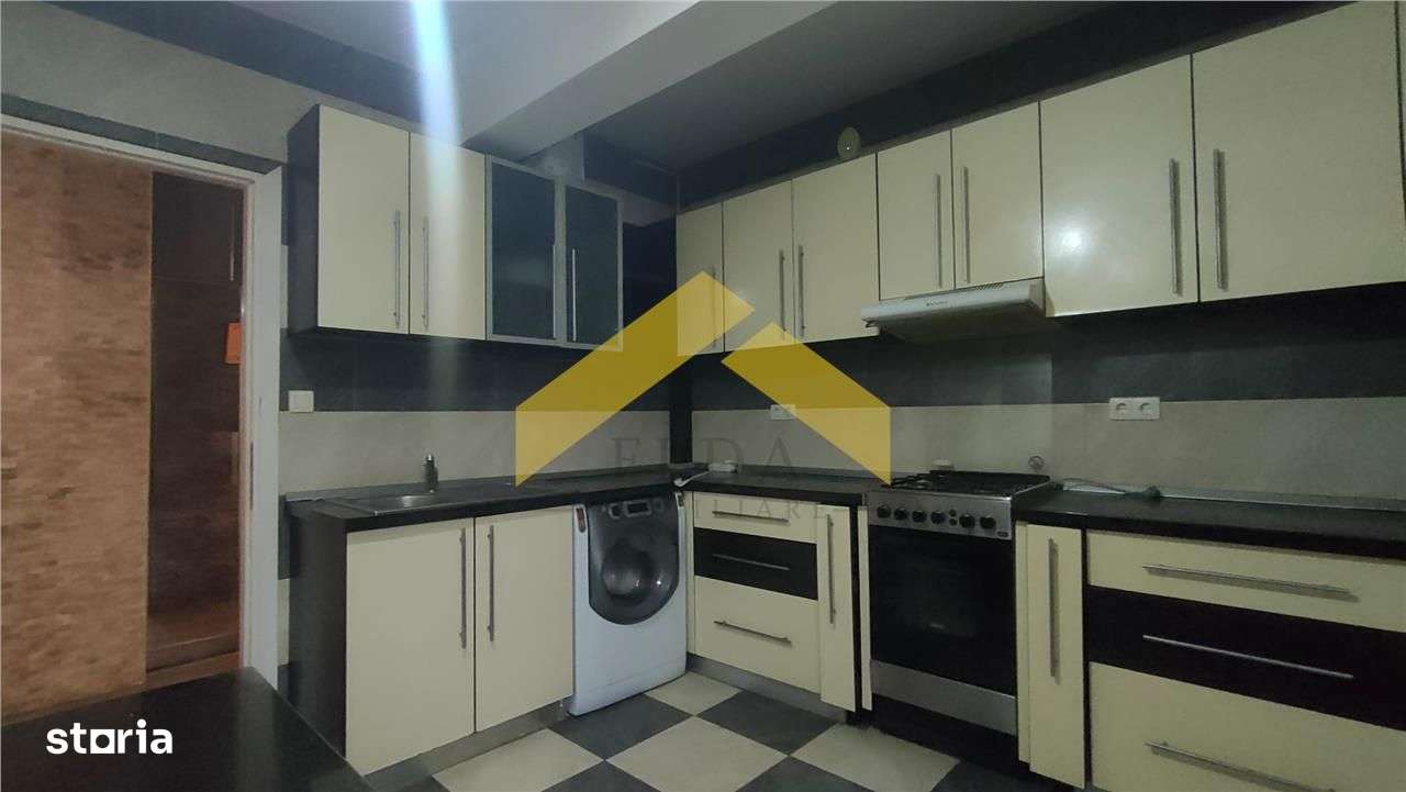 Apartament la parter 2 camere de vanzare in zona Alfa-1