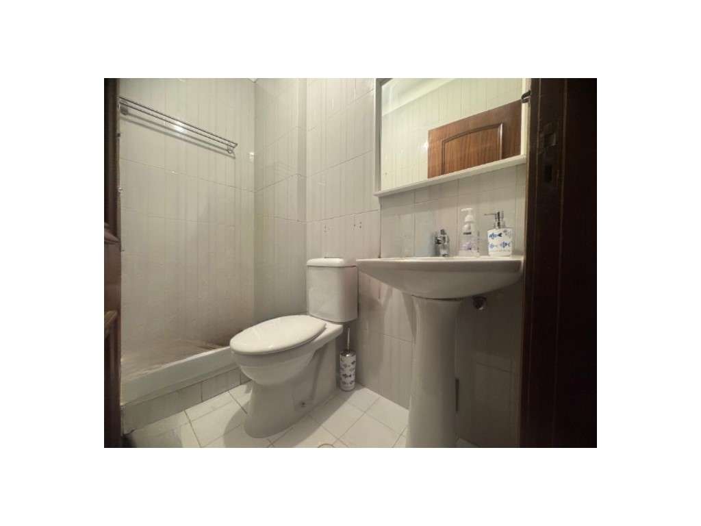 APARTAMENTO T3 - NA RUA CORREIA GARÇÃO - ODIVELAS-31