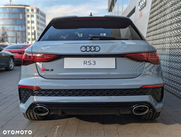 Audi RS3 TFSI Quattro S tronic - 9