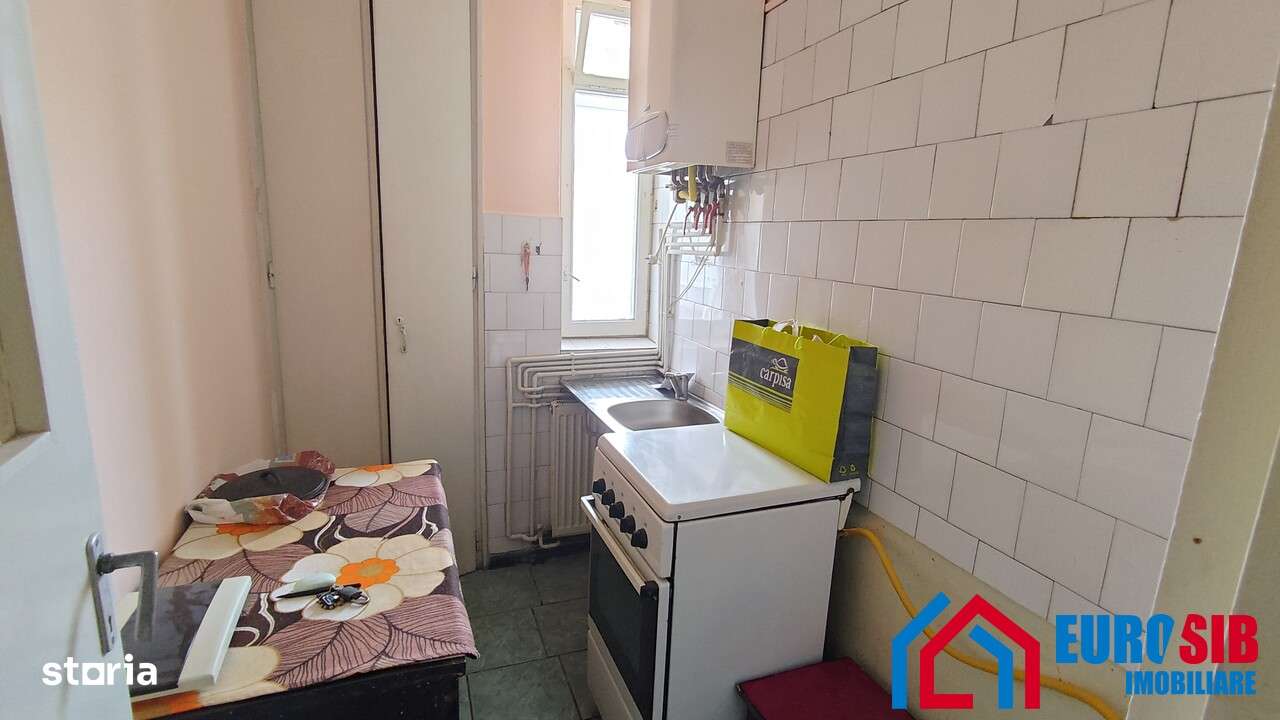 Apartament 2 camere si balcon Sibiu zona Cedonia-2