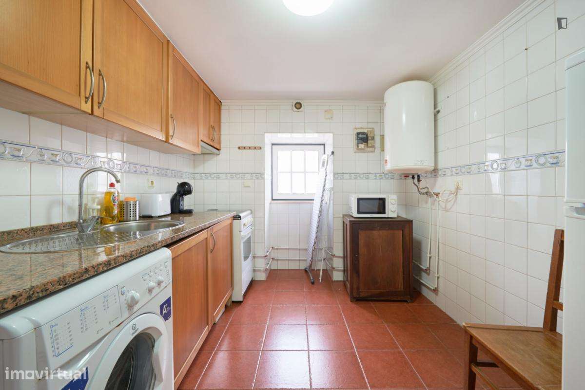 Apartamento com 1 quartos - localizado em Ajuda Lisbon - Grande imagem: 5/8