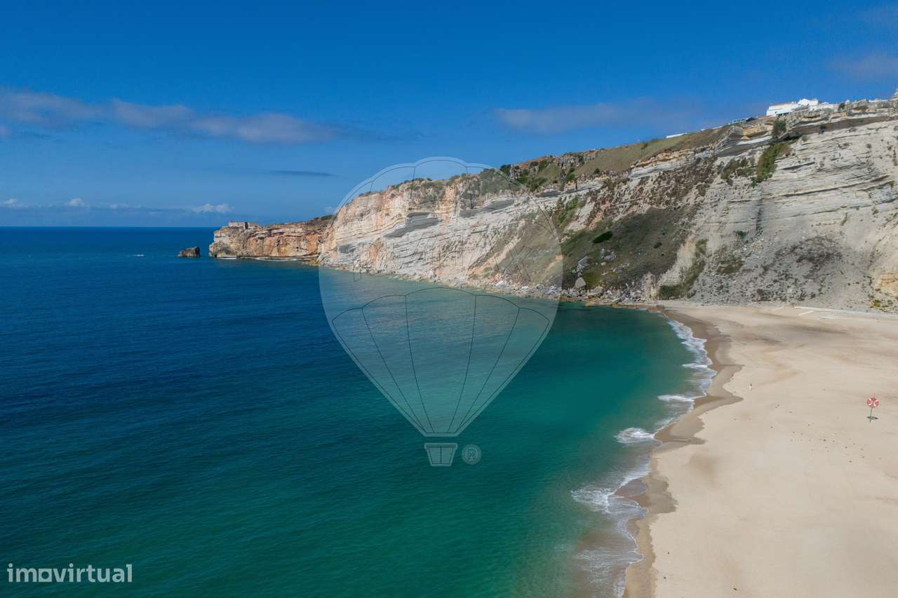 Apartamento T1 + 1 | Nazaré | Perto da Praia-1