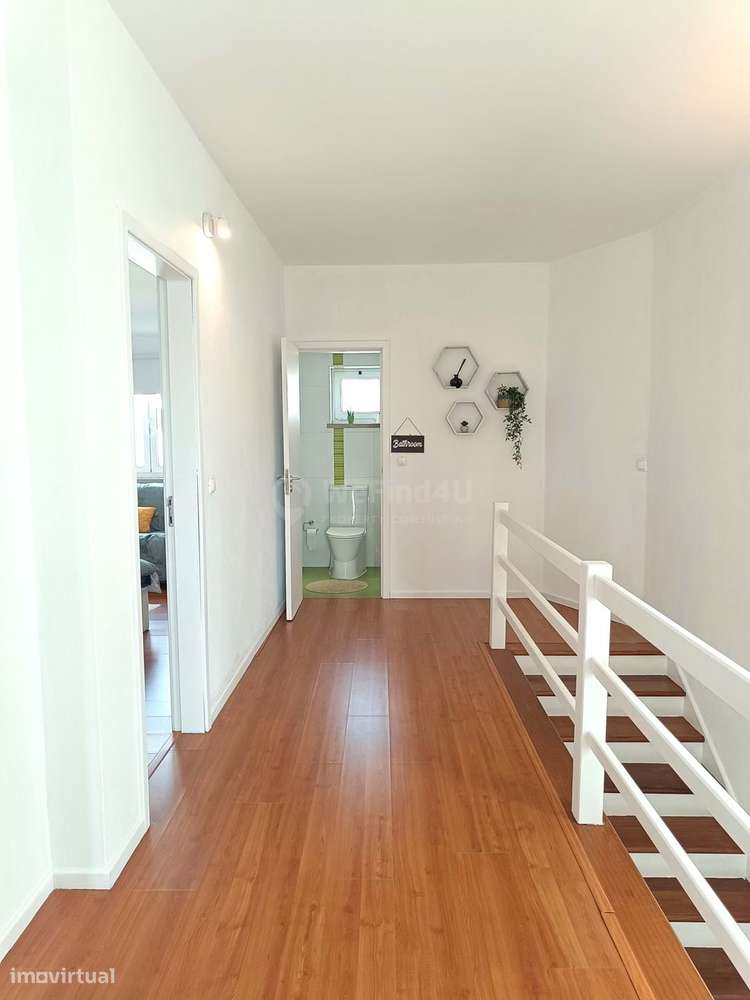 Moradia T3 totalmente renovada e equipada em Gáfete-28