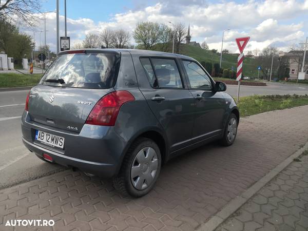 Suzuki Swift 1.3 4x4 Comfort - 15