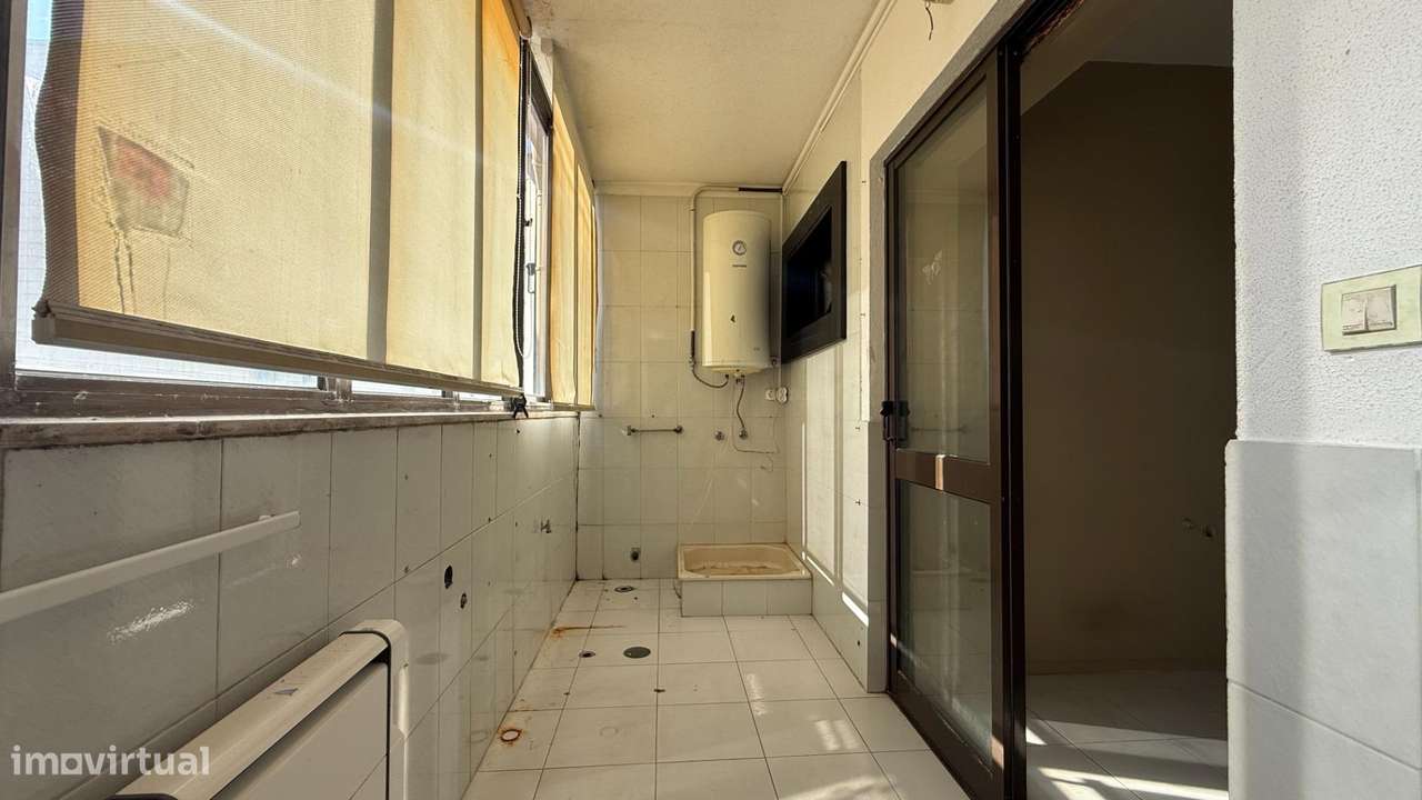 Apartamento T3 Duplex (Terraço e Vista Mar)-10
