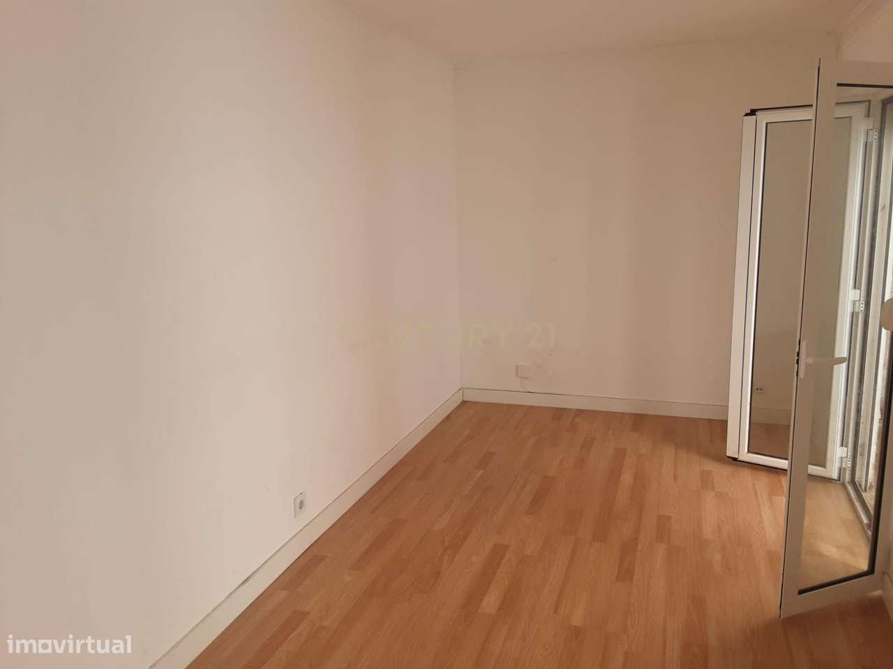 Apartamento T1 em Mina de Água, Amadora - Grande imagem: 5/12