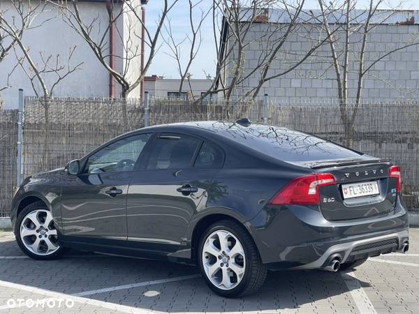 Volvo S60 - 10