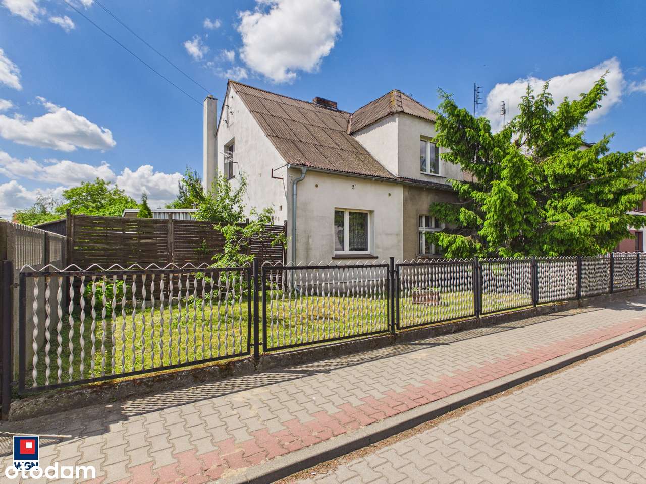 Dom do modernizacji na atrakcyjnej działce 800 m2 - Kościan / Gurostwo