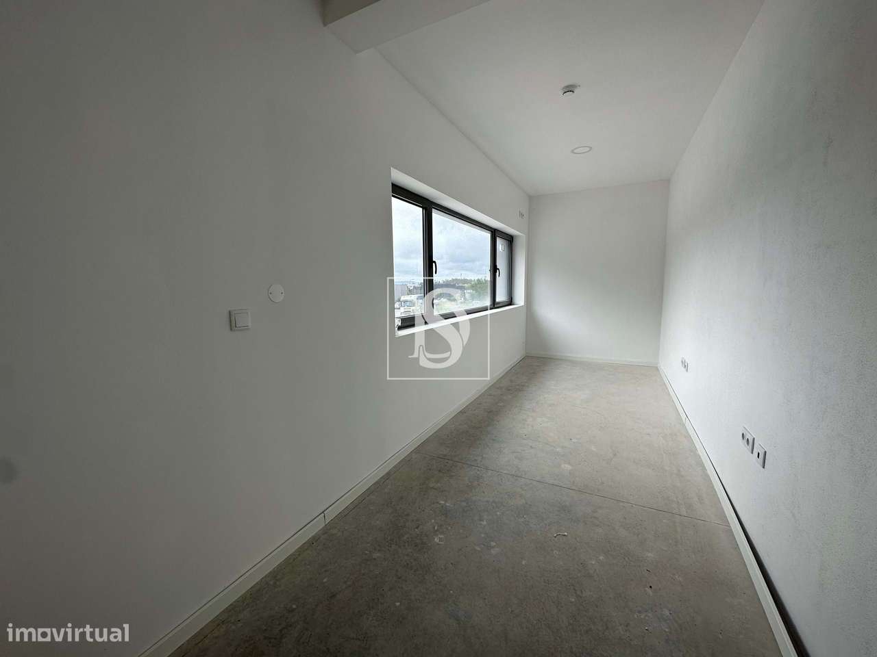 Pavilhão Industrial Novo de 1000m² em Vila Nova de Famalicão - Grande imagem: 5/9