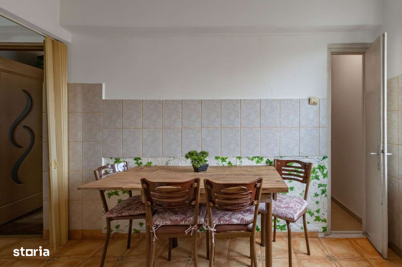 De vânzare apartament 2 Camere în Buziaș-1