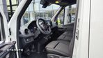 Mercedes-Benz Sprinter - 11