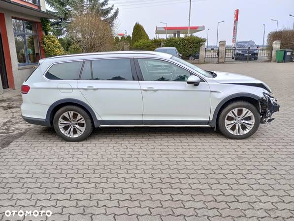 Volkswagen Passat Alltrack 2.0 TDI SCR 4Mot DSG - 2