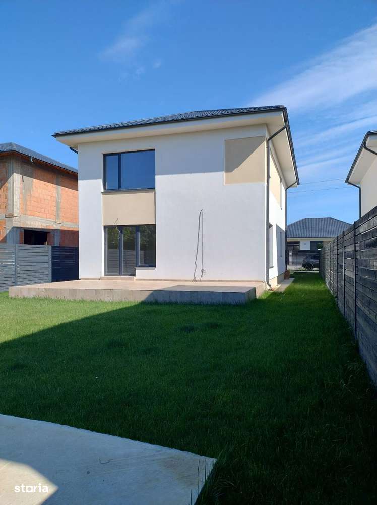 Vila Moderna Tunari, zona Buna, curte 300m - Imagine principală: 4/20