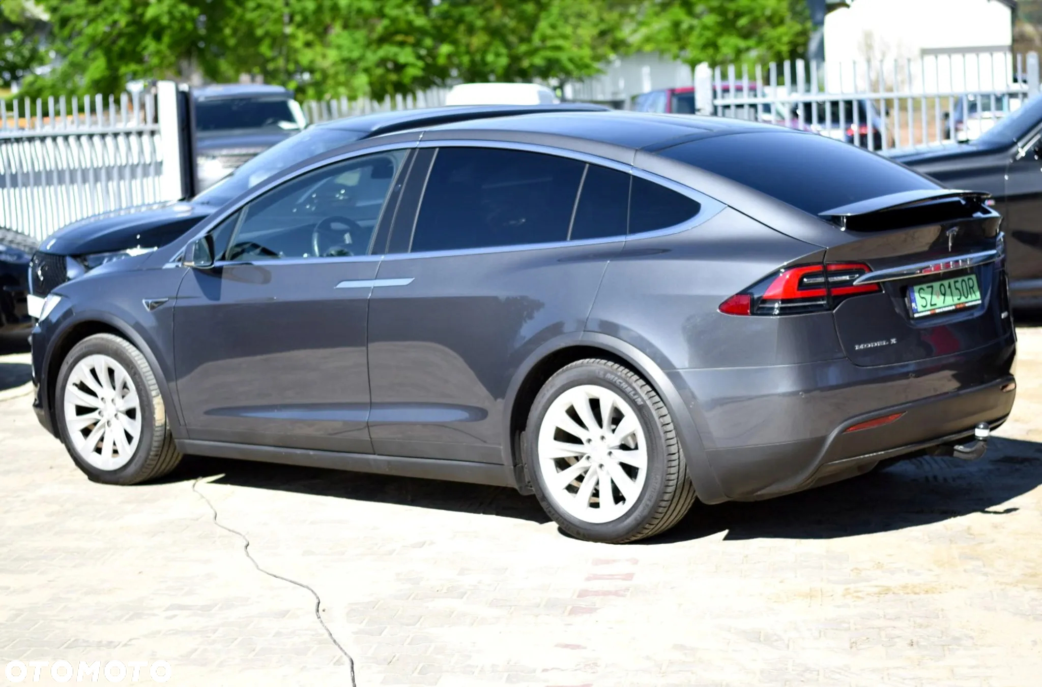 Tesla Model X Long Range Plus - 6