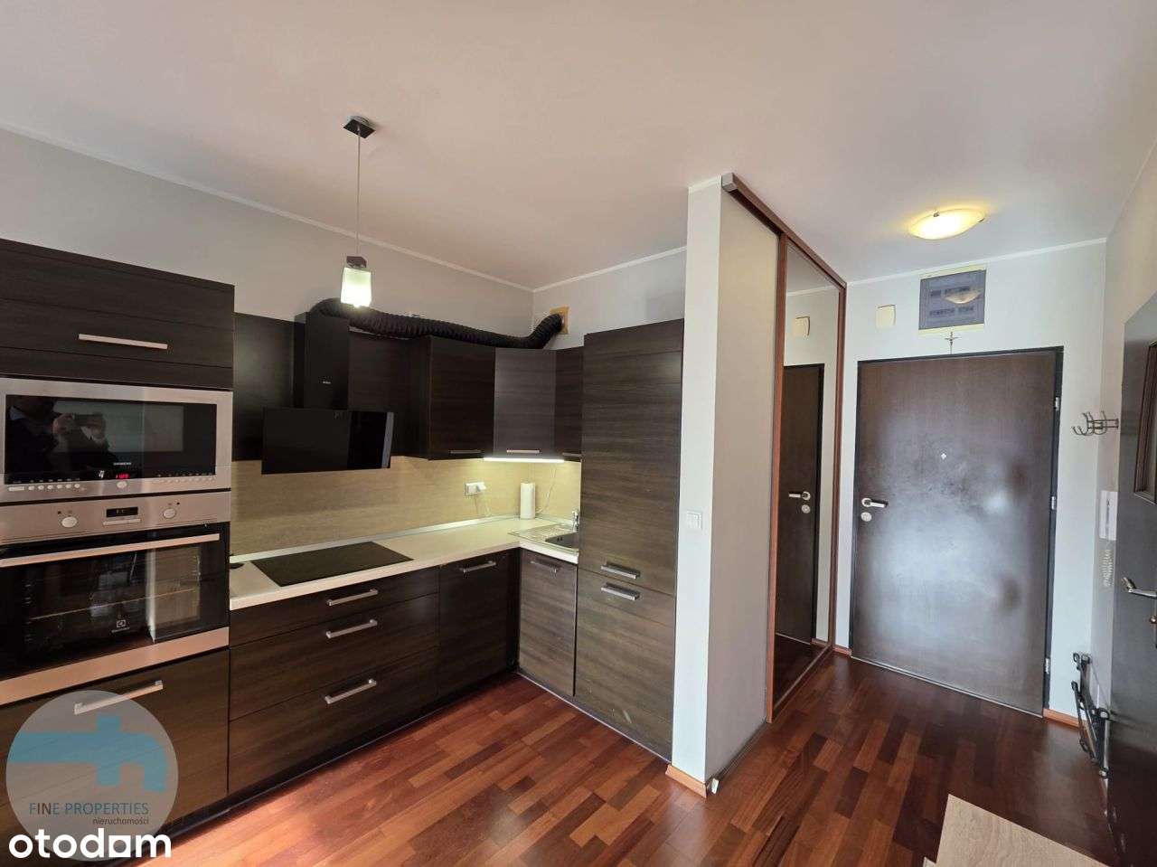 2 pokoje, garaż, loggia, komórka lokatorska, widok - Pełny obrazek: 2/14