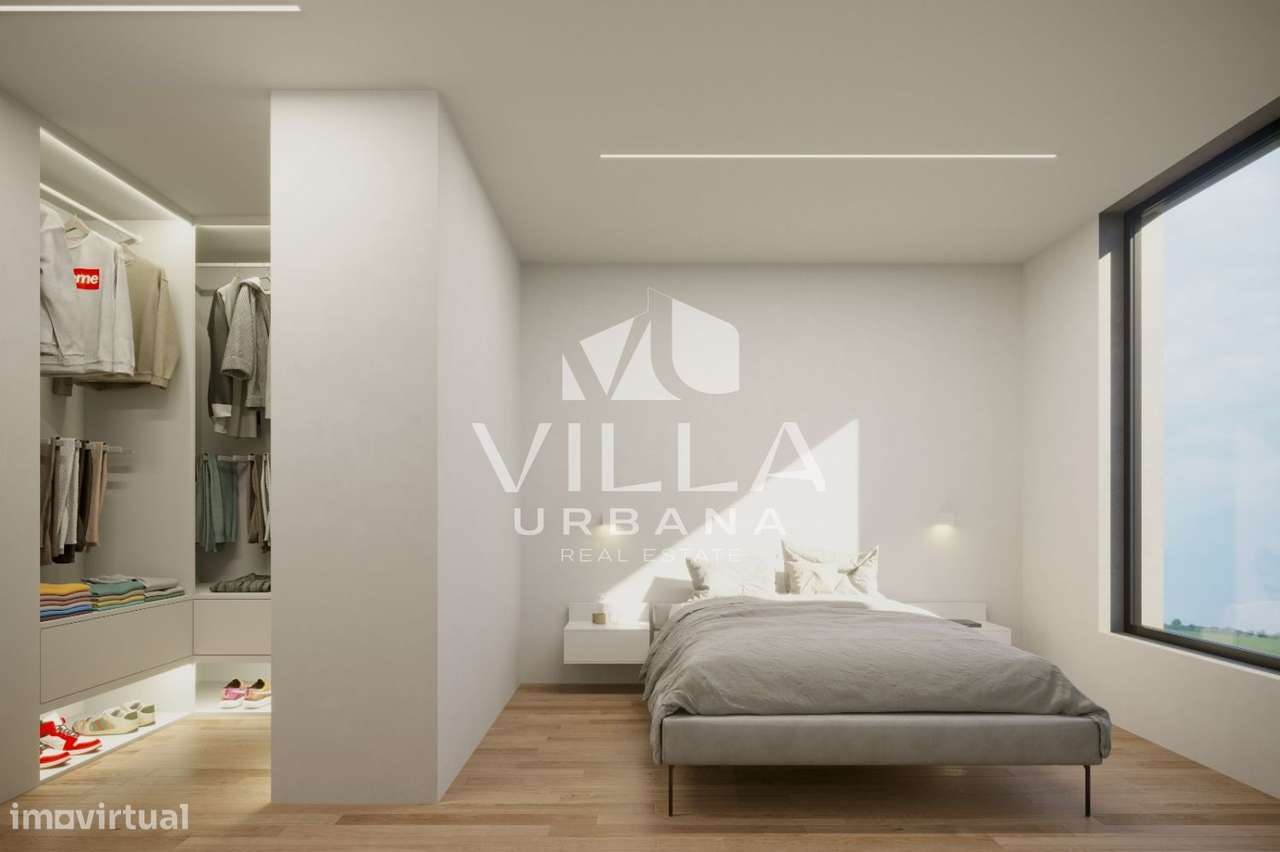 Moradia T4 Isolada perto do Golf da Aroeira e a 3 min. da praia-7