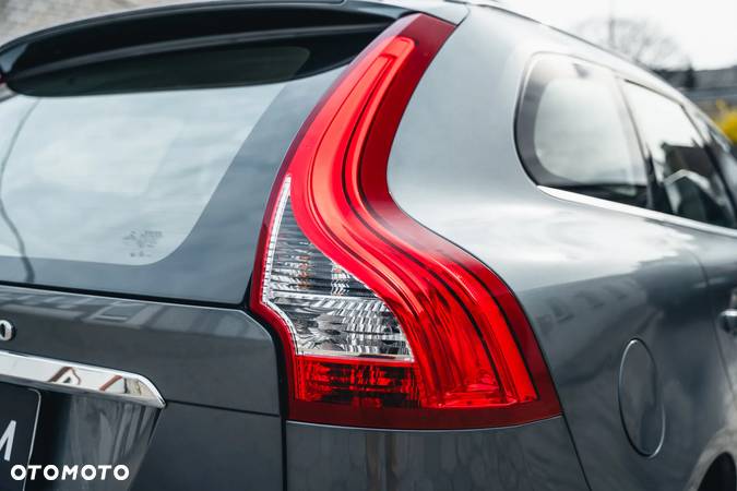 Volvo XC 60 D4 AWD Summum - 18