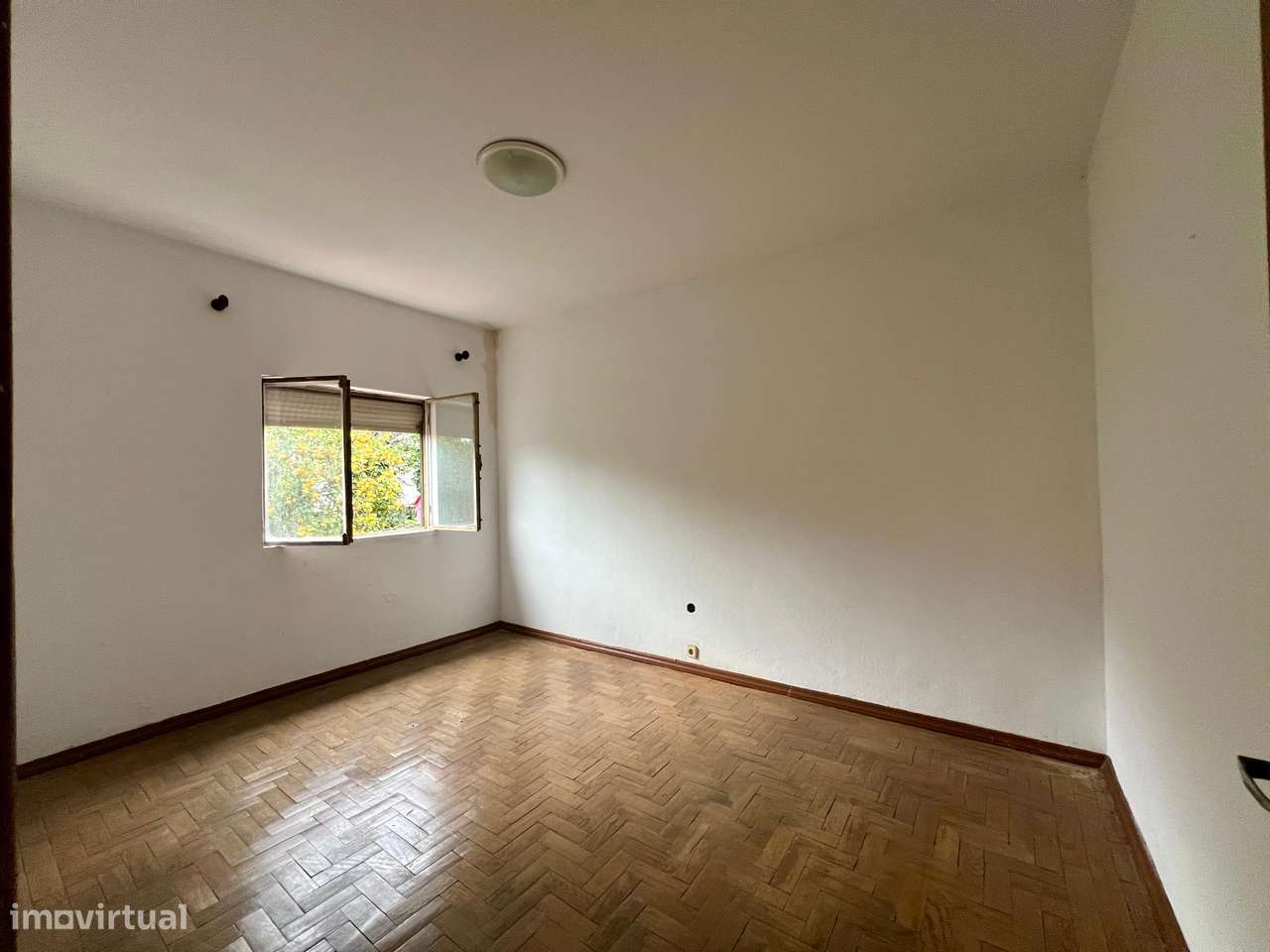 Andar Moradia T3 para Restauro em Celeirós-17