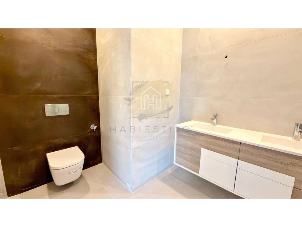 Moradia T4 em Azeitão | Pronta a escriturar-17