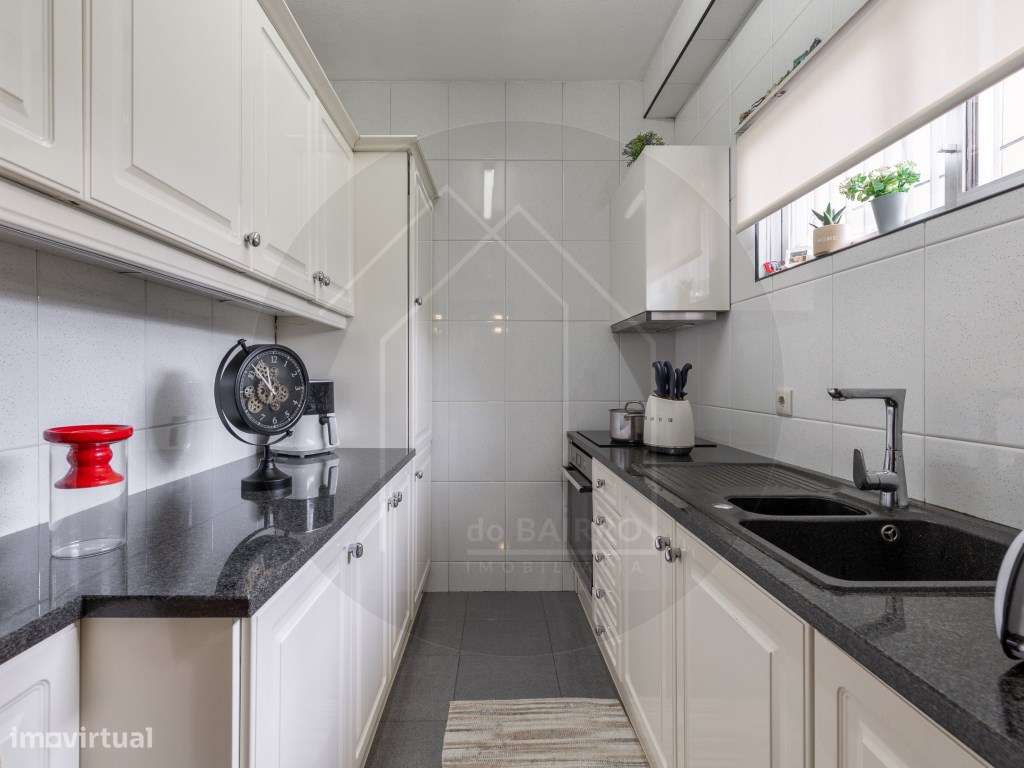 T3 com Terraço nas Antas - Elegância, Localização e Versatilidade P...-5