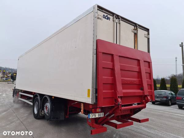 Volvo FM 300 6X2 THERMOKING EURO 5 - 7