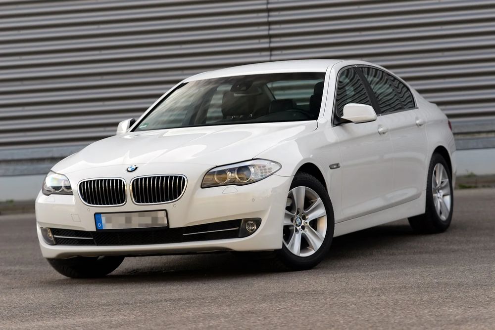 BMW 5 Series F10/F11 520d 2011