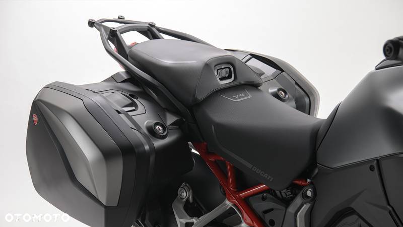 Ducati Multistrada - 12