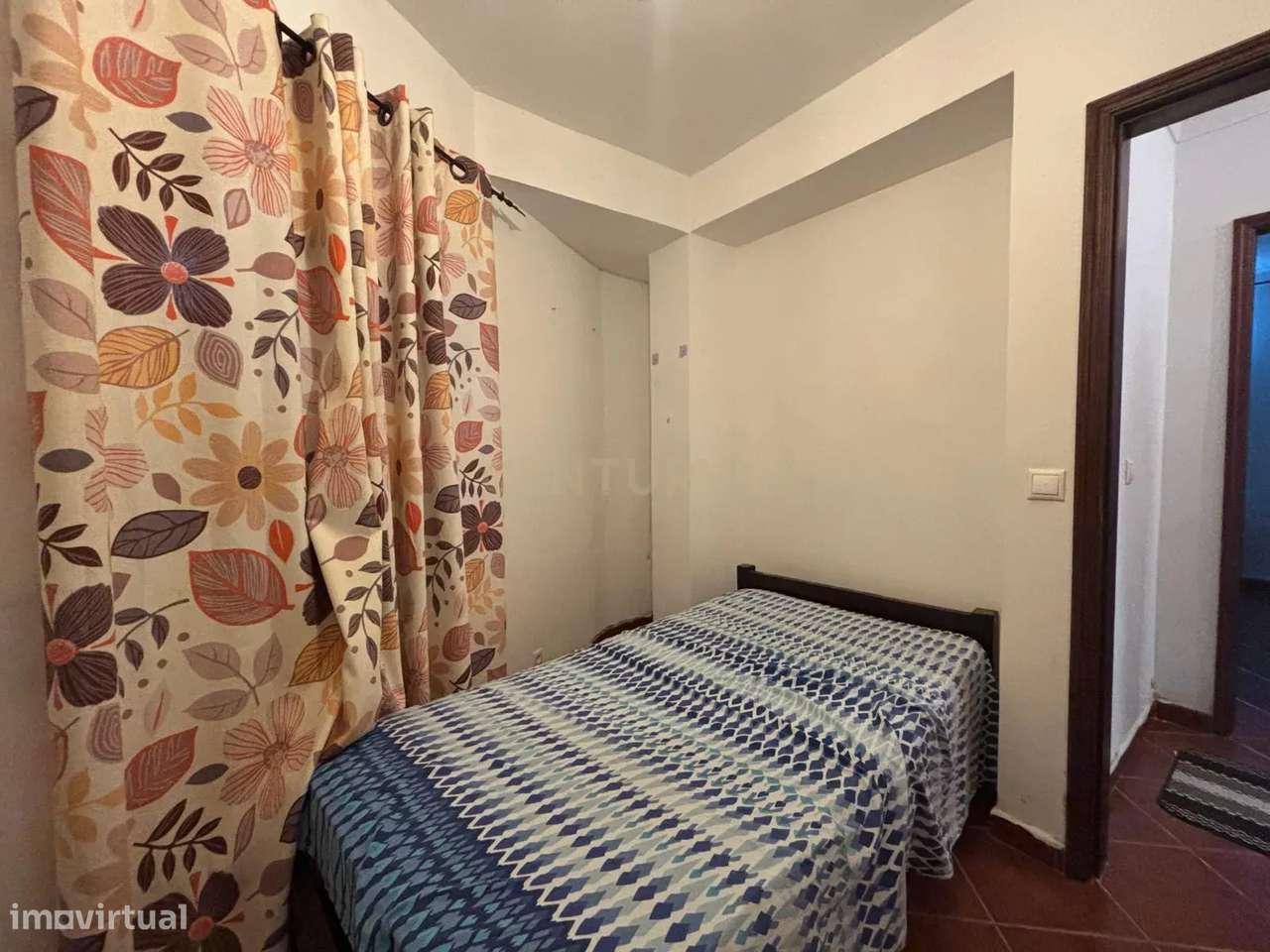 Moradia T5 com Jardim e Vista para o Rio em Venda de São José, Alberga-15