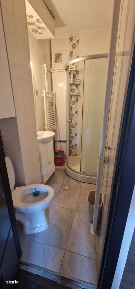 Vanzare garsoniera et. 3  Zona  Gara de sud-5