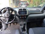 Toyota RAV4 - 5