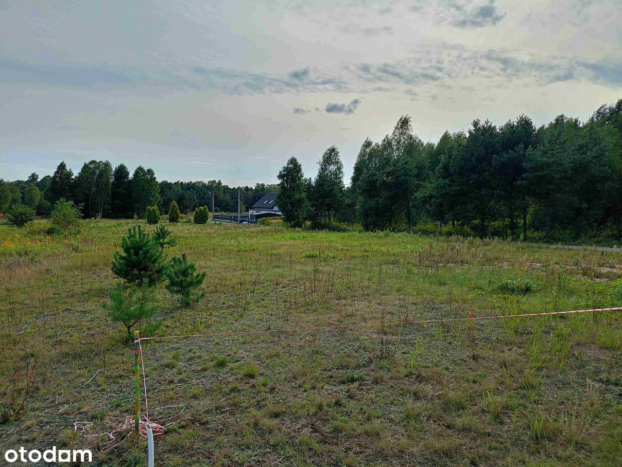 Działka budowlana w spokojnej okolicy-1