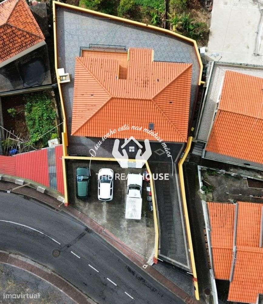 Moradia V3 Independente em Machico-45