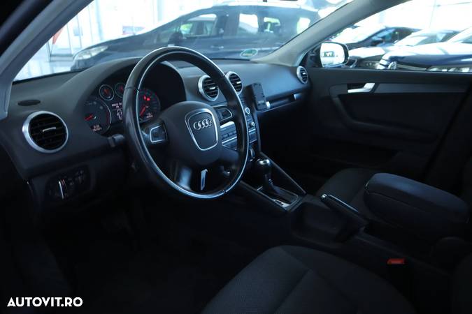 Audi A3 1.4 TFSI Stronic Attraction - 17