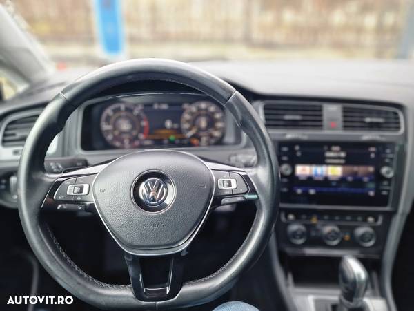 Volkswagen Golf 1.6 TDI DSG Comfortline - 18