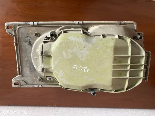 LAMPA PRAWA PRZÓD MERCEDES W123 117683LI - 2