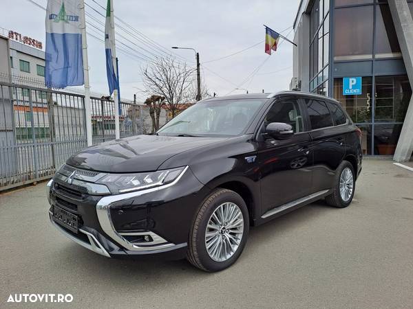 Mitsubishi Outlander - 29