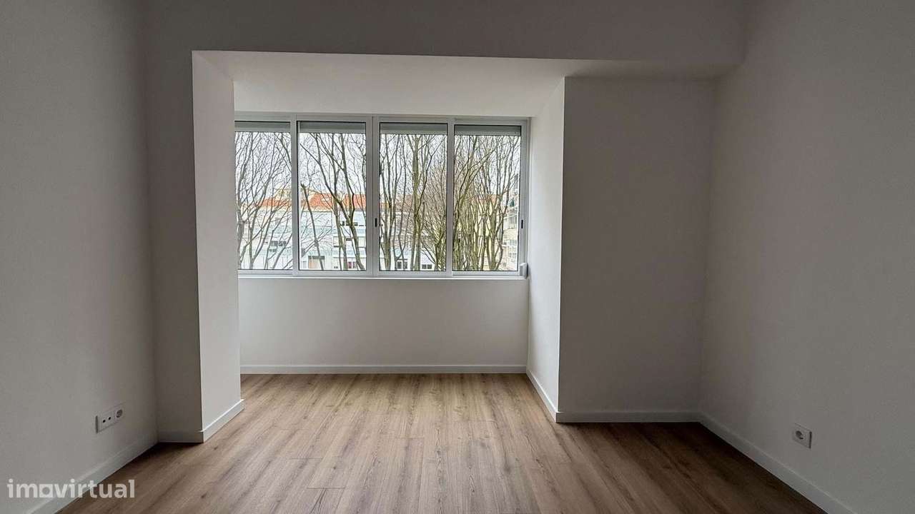 T1 Damaia | Renovado | Central - Grande imagem: 4/10